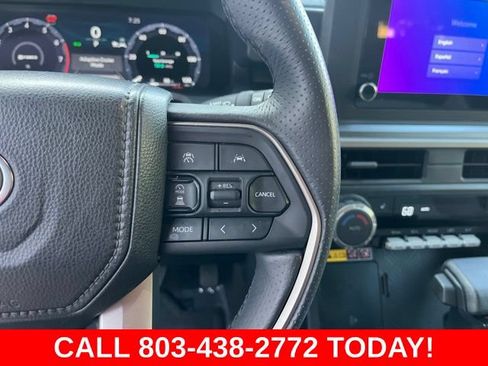 Used 2025 Toyota 4Runner TRD Off-Road AWD/4WD image 20