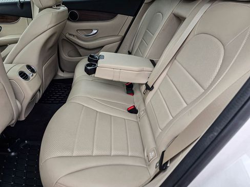 Used 2022 Mercedes-Benz GLC 300 4MATIC image 30