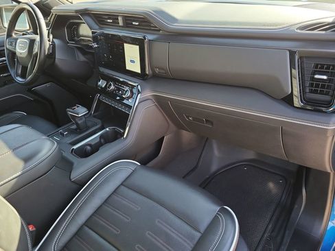 Certified 2024 GMC Sierra 1500 AT4X image 29