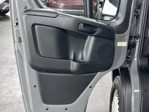 New 2026 RAM ProMaster 2500 w/ Premium Convenience Group FWD image 10