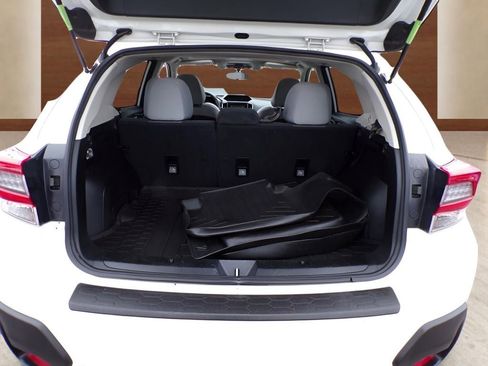 Used 2021 Subaru Crosstrek 2.0i Premium w/ Moonroof Package image 12