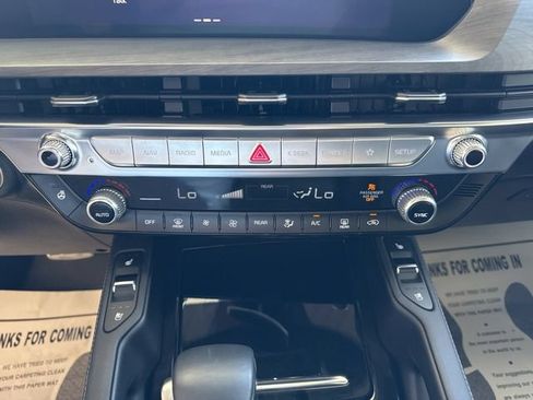 Used 2024 Kia Telluride SX X-Pro AWD/4WD image 23