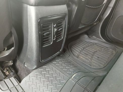 Used 2017 Jeep Grand Cherokee Laredo w/ Quick Order Package 23E image 28