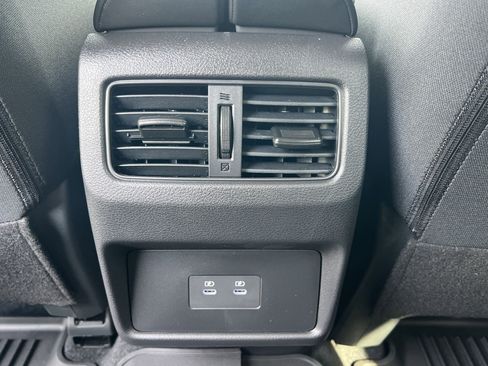 New 2026 Nissan Rogue SV AWD/4WD image 18
