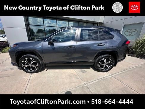 Used 2023 Toyota RAV4 XSE w/ Weather Package AWD/4WD image 6