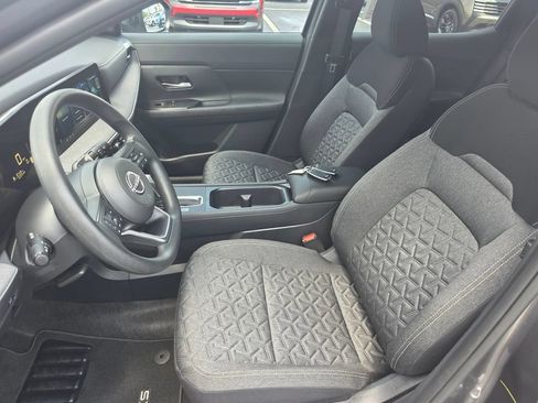 Certified 2026 Nissan Kicks SV FWD image 13