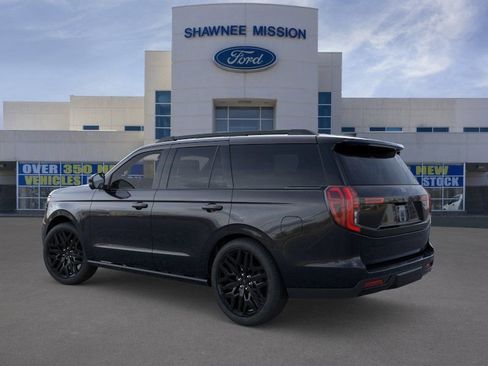 New 2026 Ford Expedition Platinum w/ Stealth Performance Package AWD/4WD image 4