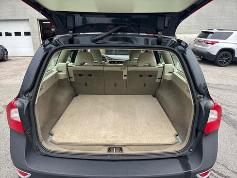 Used 2010 Volvo XC70 T6 AWD/4WD image 12