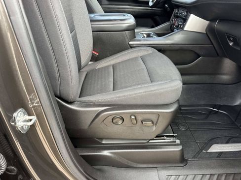 Used 2021 Chevrolet Tahoe LS RWD image 11