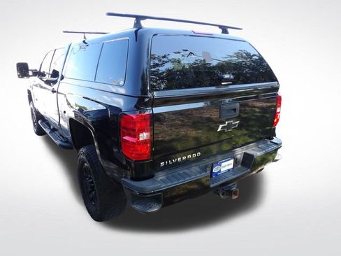 Used 2018 Chevrolet Silverado 2500 LT w/ Midnight Edition AWD/4WD image 12