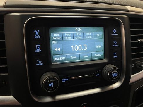 Used 2017 RAM 1500 Classic SLT image 25