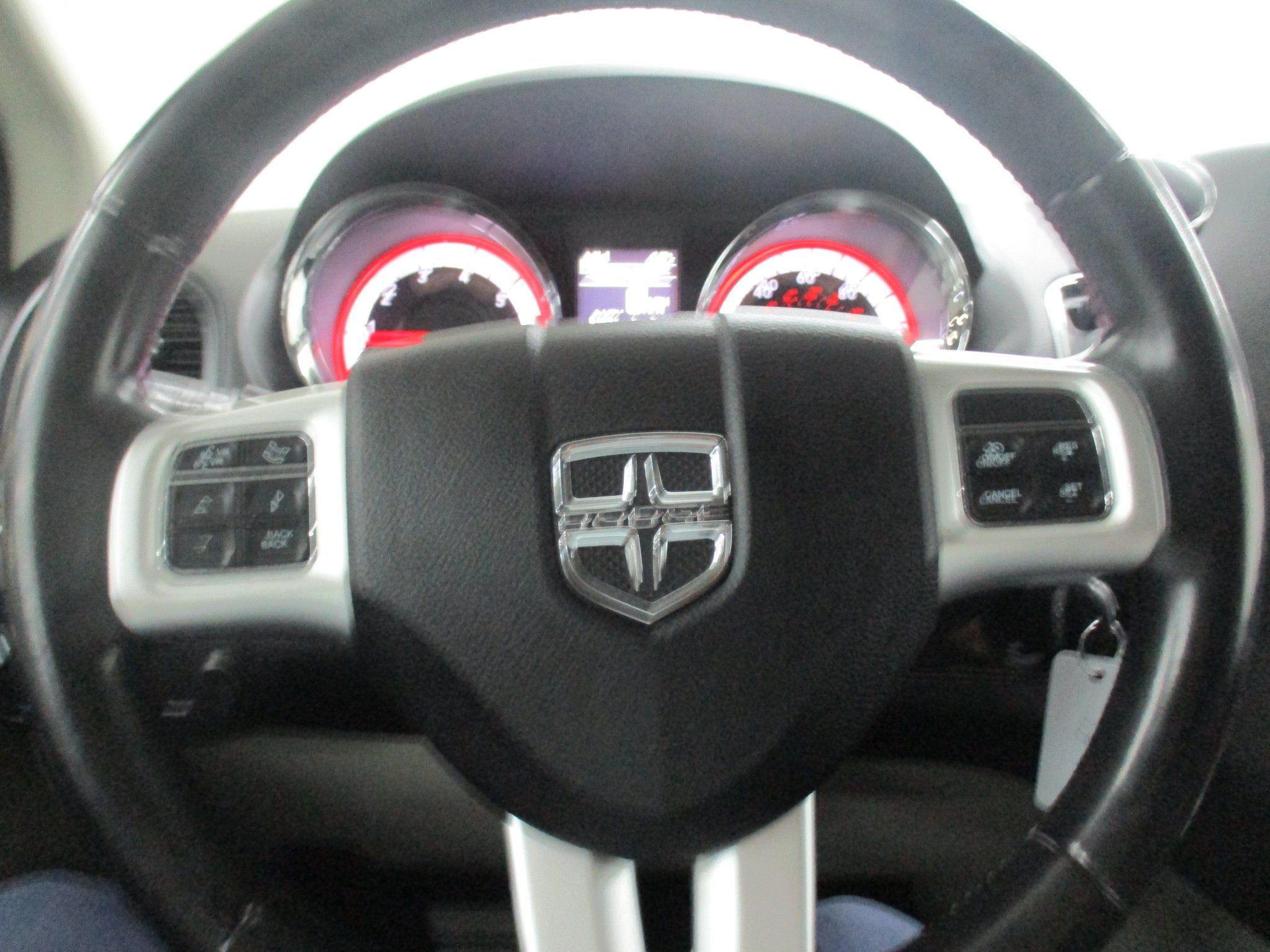 Used 2019 Dodge Grand Caravan SE w/ UConnect Hands-Free Group FWD image 17