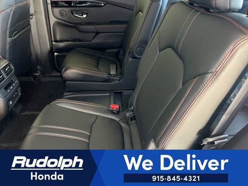 New 2025 Honda Pilot TrailSport image 25