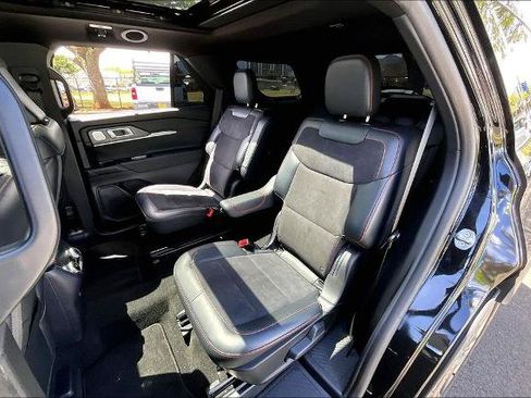 Certified 2025 Ford Explorer ST AWD/4WD image 28