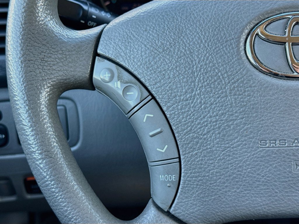 Used 2006 Toyota Sienna LE w/ LE Pkg 3 FWD image 11