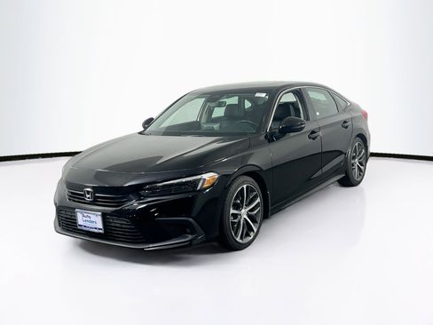 Used 2023 Honda Civic Touring image 1
