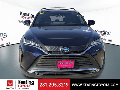 Certified 2024 Toyota Venza XLE image 9