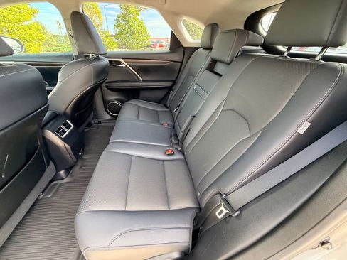 Certified 2022 Lexus RX 350 FWD w/ Premium Package image 18