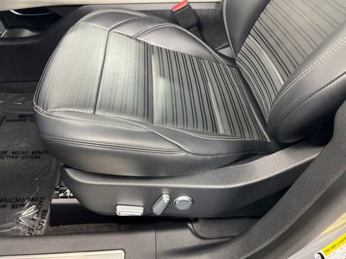 Certified 2024 Lincoln Nautilus Reserve AWD/4WD image 14