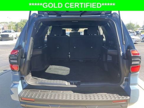 Certified 2025 Toyota 4Runner SR5 AWD/4WD image 33