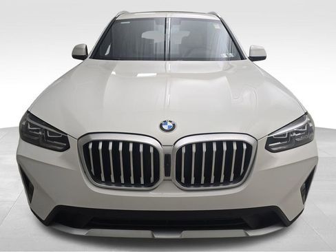 Certified 2024 BMW X3 xDrive30i w/ Premium Package image 4