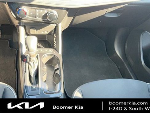 Used 2025 Chevrolet TrailBlazer LT image 24