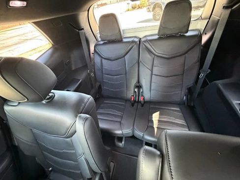 Used 2022 Cadillac XT6 Sport w/ Platinum Package AWD/4WD image 30