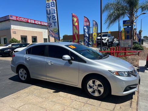 Used 2013 Honda Civic LX image 8