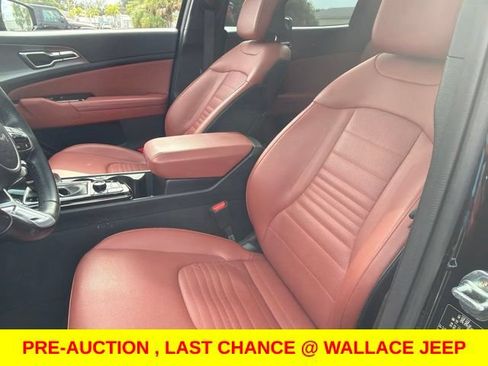 Used 2023 Kia Sportage SX FWD image 4