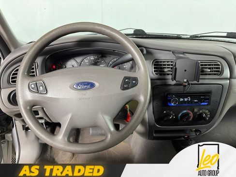 Used 2003 Ford Taurus SES FWD image 14