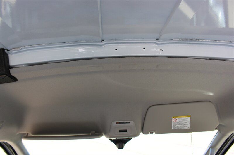 Used 2026 Ford Transit 250 148 Medium Roof RWD image 17