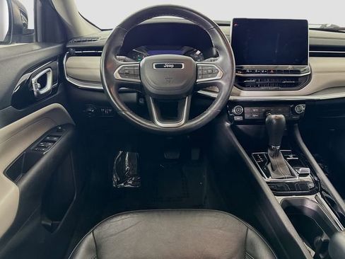 Used 2022 Jeep Compass Limited image 20