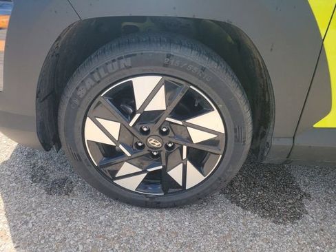 Used 2025 Hyundai Kona SEL FWD image 28