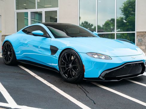 Used 2019 Aston Martin V8 Vantage Coupe RWD image 6
