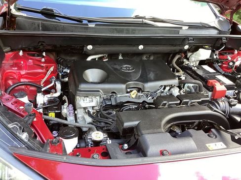 Used 2021 Toyota RAV4 LE AWD/4WD image 20
