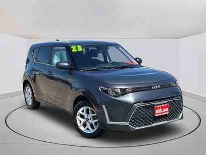 Used 2023 Kia Soul LX w/ Option Group 015