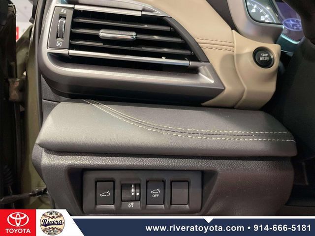 Used 2022 Subaru Outback Limited XT AWD/4WD image 21