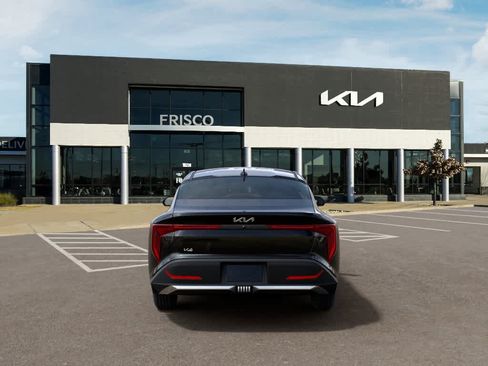 New 2026 Kia K4 LXS FWD image 5