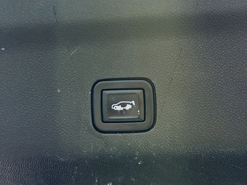 Used 2021 Chevrolet Tahoe LT RWD image 29