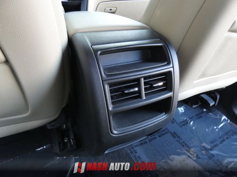 Used 2019 Cadillac XT5 FWD image 43