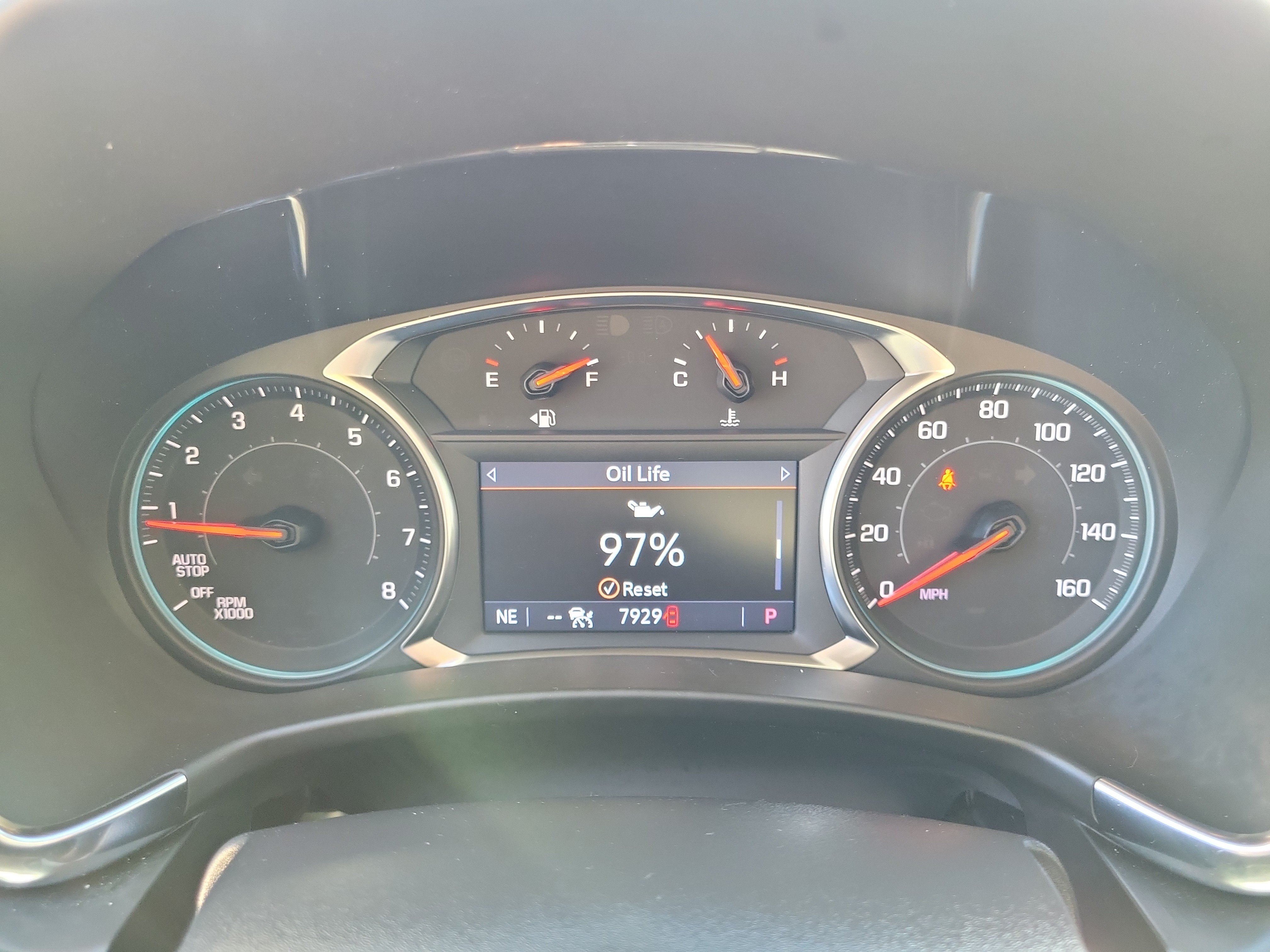 Used 2024 Chevrolet Equinox LT FWD image 24