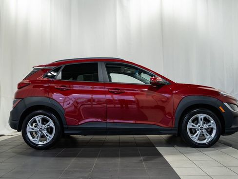 Used 2022 Hyundai Kona SEL w/ Convenience Package image 3