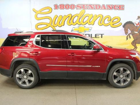 Used 2019 GMC Acadia SLT w/ LPO, Black Accent Package AWD/4WD image 1