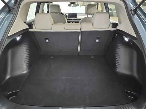 Used 2023 Honda HR-V LX image 11