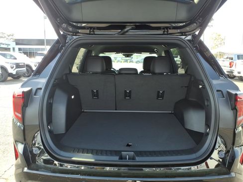 New 2026 GMC Terrain AT4 w/ Convenience Package III image 5