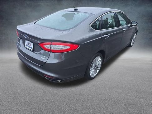 Used 2016 Ford Fusion SE w/ Equipment Group 202A AWD/4WD image 8