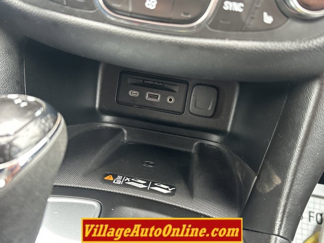 Used 2020 Chevrolet Equinox Premier FWD image 25