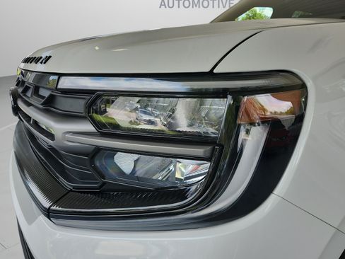 Certified 2025 Ford Expedition Tremor AWD/4WD image 30