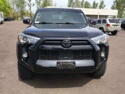 Used 2022 Toyota 4Runner SR5 Premium w/ Moonroof Package image 9