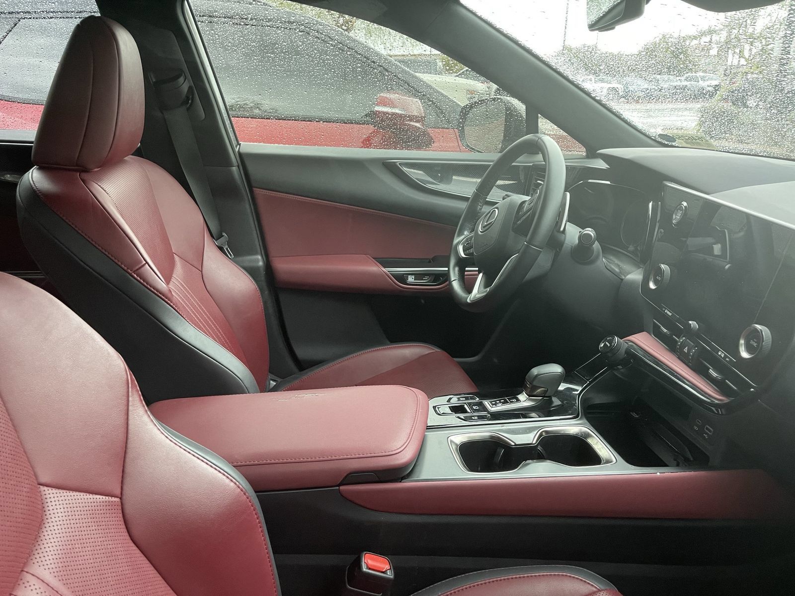 Used 2024 Lexus NX 250 FWD image 8